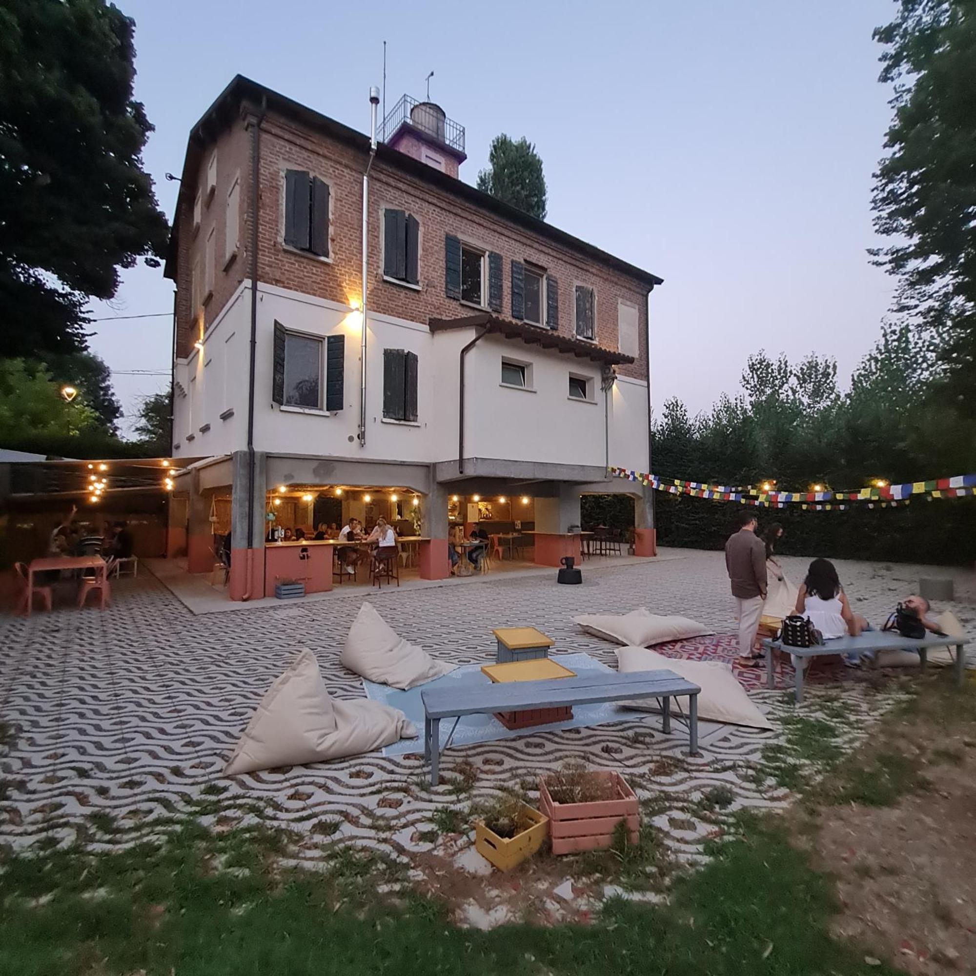 Locanda Dei Pontieri Guastalla Exterior foto